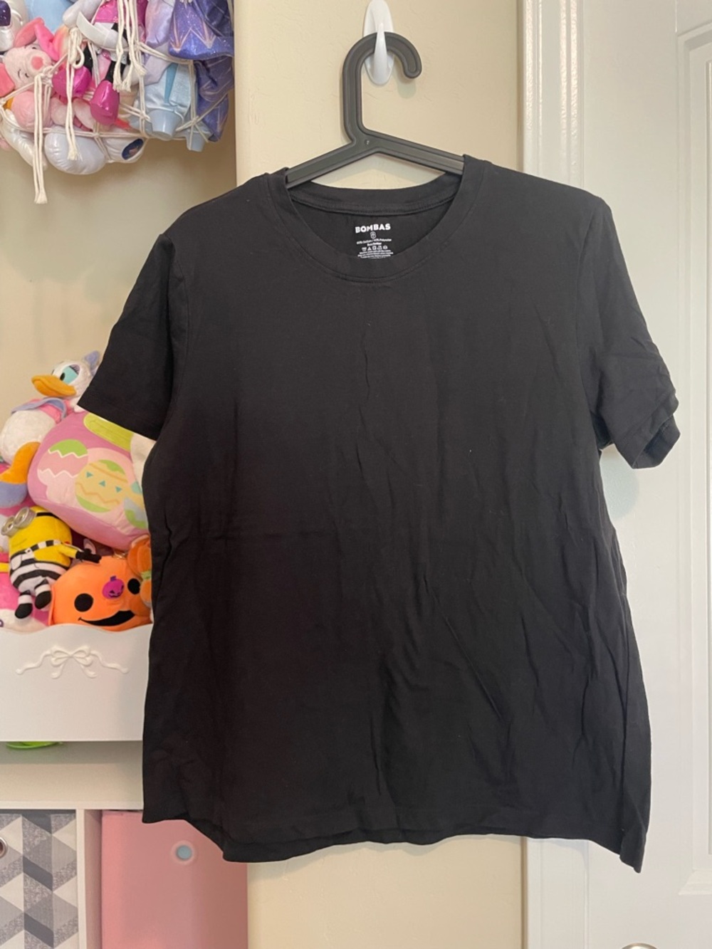 Bombas Black Short Sleeve Crewneck Tee